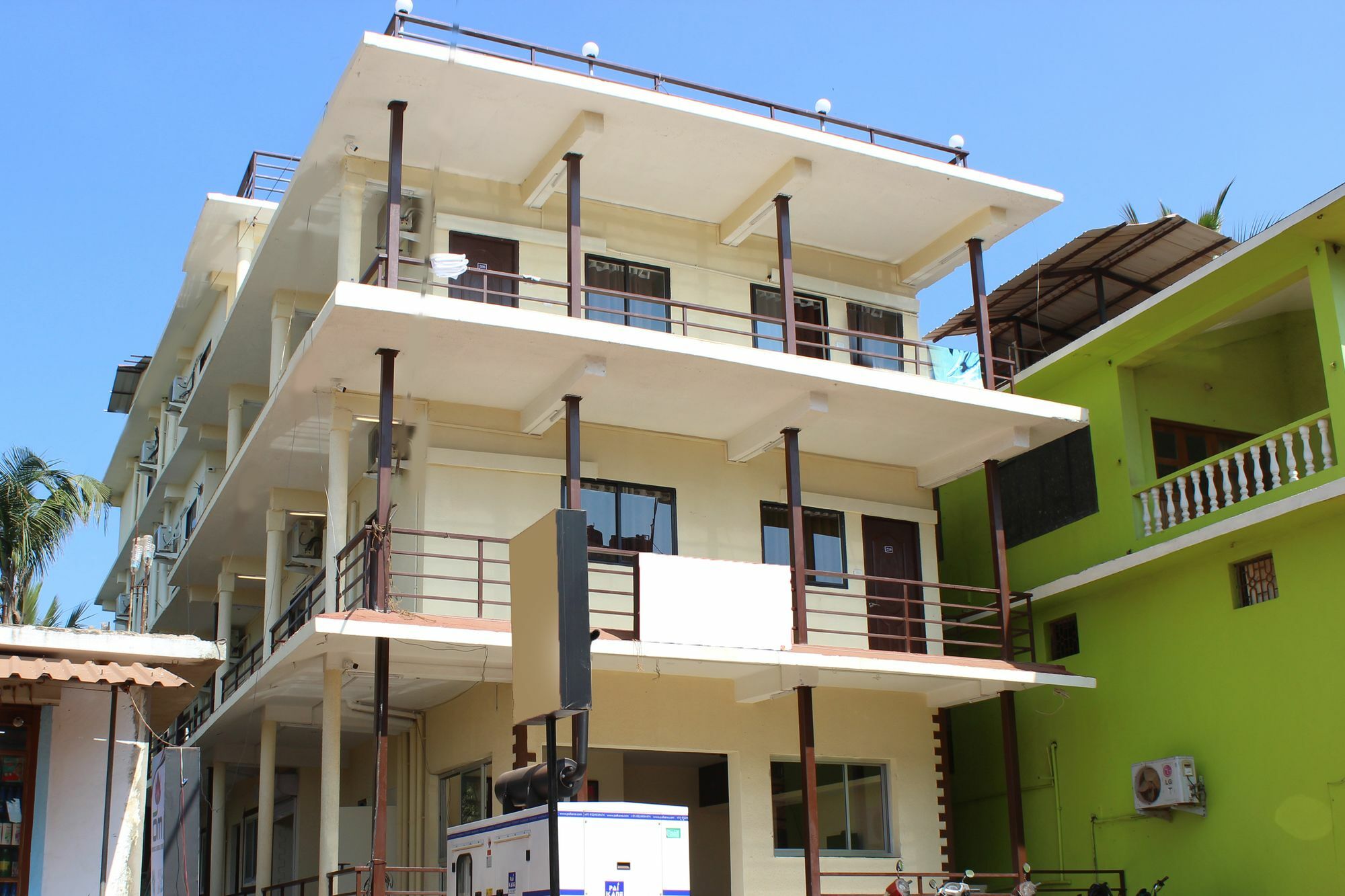 Fabexpress 29 Beach House, Morjim Beach Εξωτερικό φωτογραφία